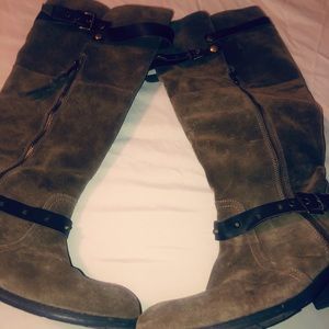 Women’s Very Volatile Suede boots